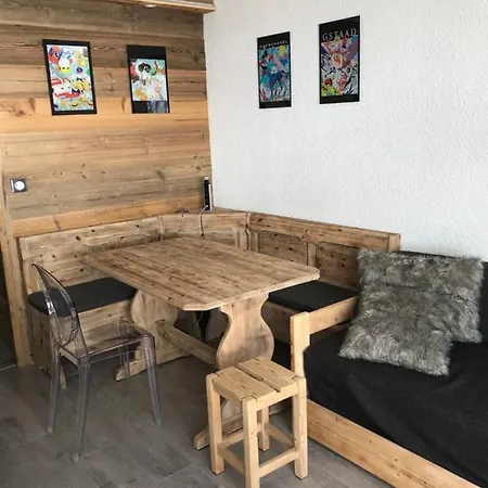 Apartment Studio Cabine Avec Emplacement De Choix A Meribel Mottaret