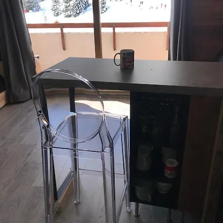 Studio Cabine Avec Emplacement De Choix A Meribel Mottaret Les Allues