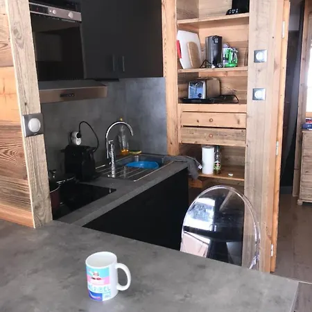 Apartment Studio Cabine Avec Emplacement De Choix A Meribel Mottaret