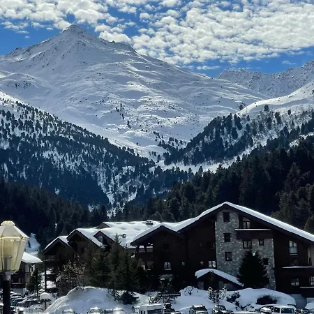 Studio Cabine Avec Emplacement De Choix A Meribel Mottaret Les Allues
